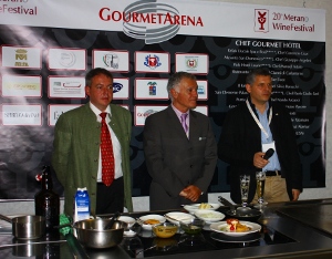 Christian Hofer del Br�ust�berl FORST, Antonio Cesaro - Ambasciatore della Birra FORST e Fabio Nalini - Sommelier birraio Vicecampione del Mondo al Merano Winefestival